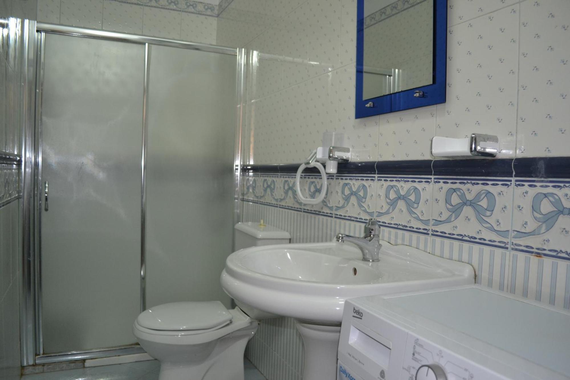 Central 5 Bedrooms Apartment Partial Seaview Vlore Exterior photo